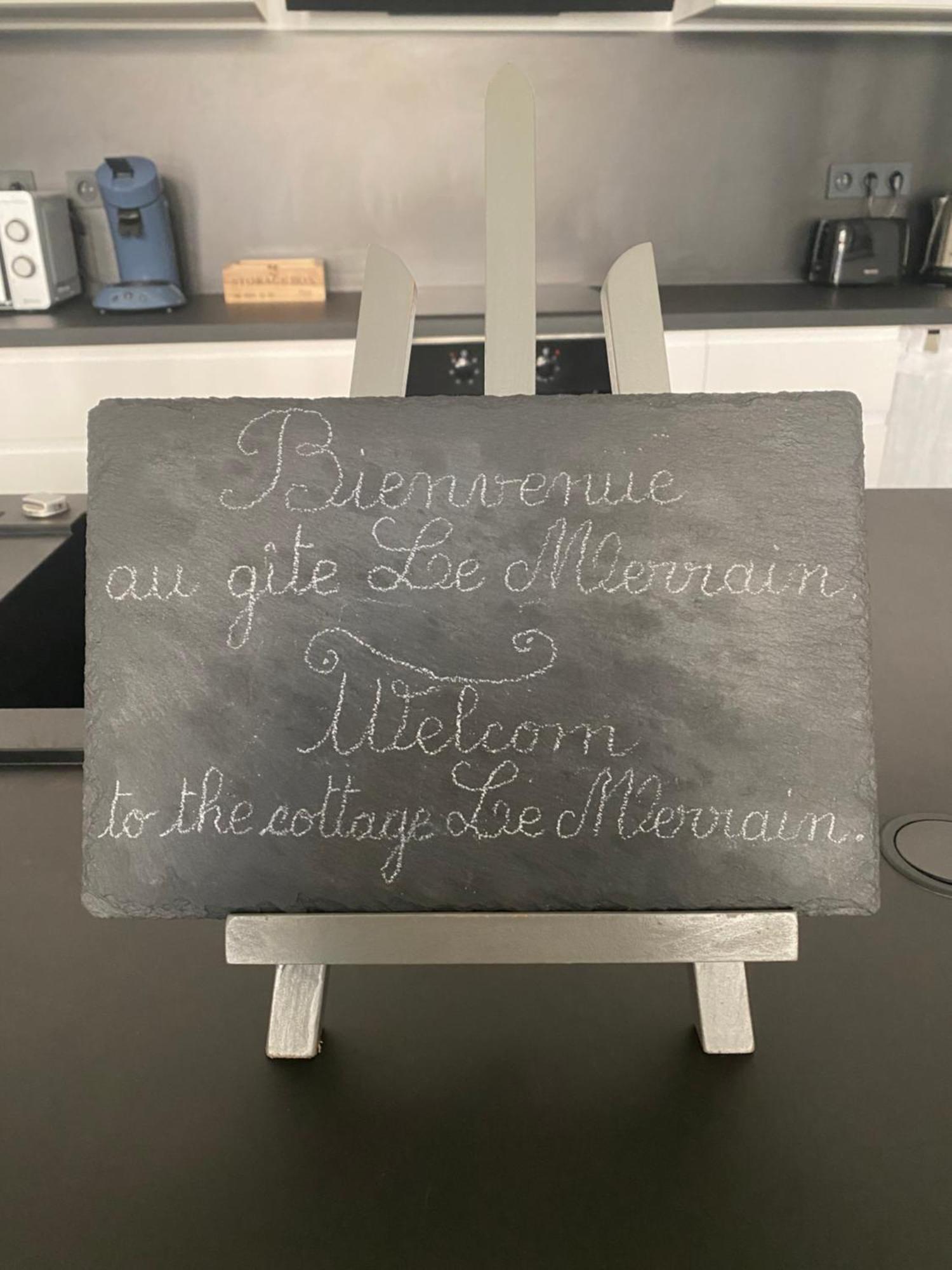 Le Merrain Gite Plein Coeur De Chablis Dış mekan fotoğraf